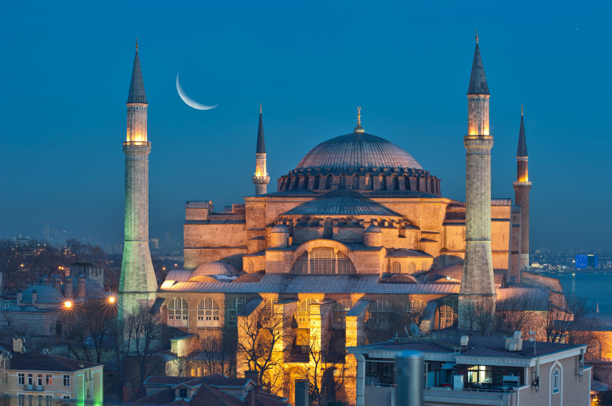 Ayasofya yabancı turistlere ücretli olacak