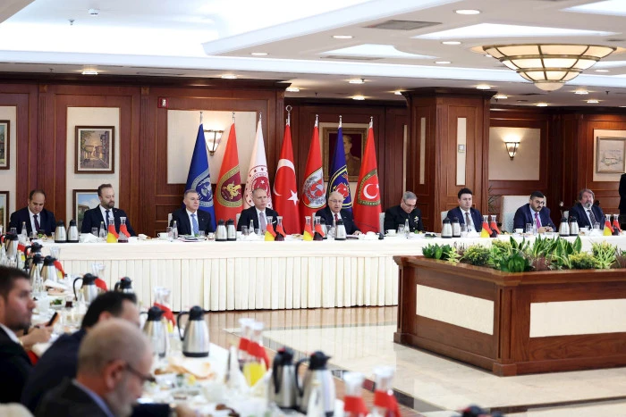 Bakan G&uuml;ler, Basın Temsilcileriyle Ankara&rsquo;da Buluştu