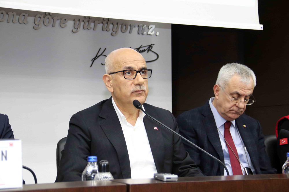 Bakan Kirişci depremin ekonomik zararını açıkladı