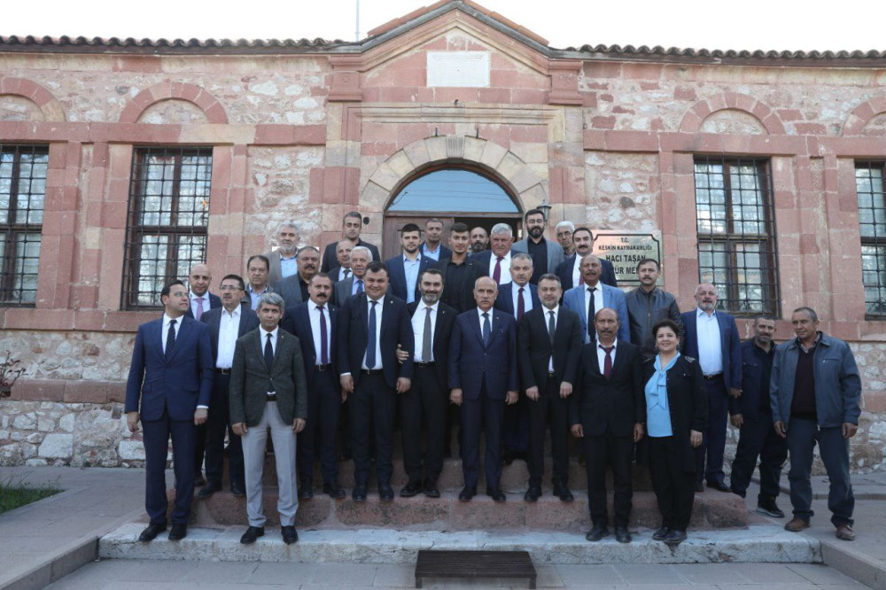 Bakan Kirişci, tarım sektörü temsilcileriyle buluştu