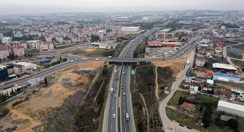 Büyükşehir, Turgut Özal’daki trafik sorununa neşter vurdu