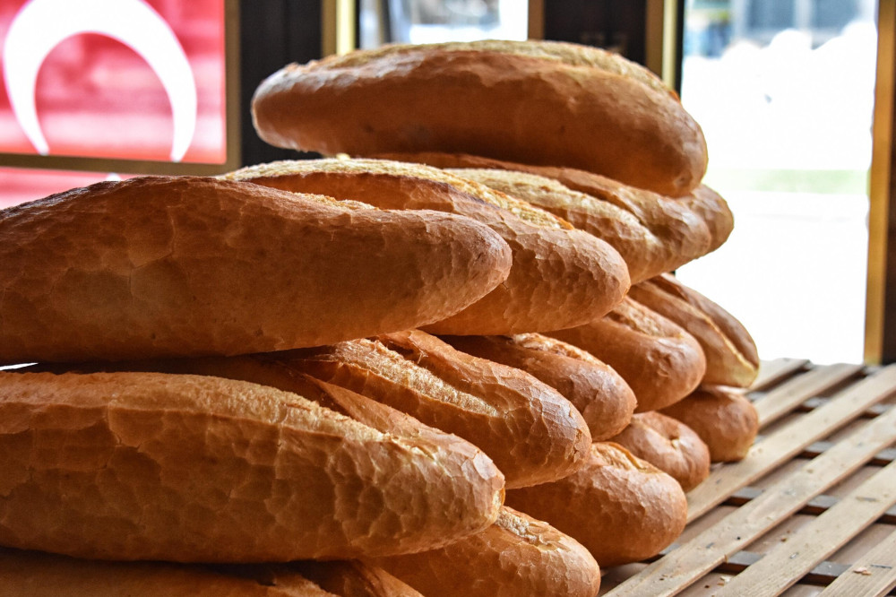 Edremit Belediyesinden halk ekmek açıklaması
