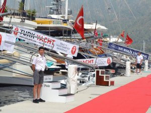 Lüks yatlar Göcek'te görücüye çıktı 