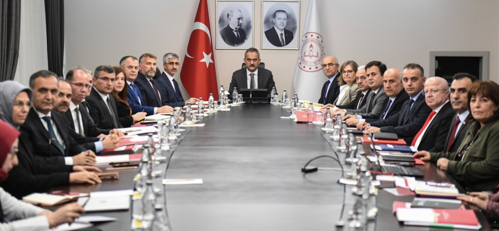 MEB, LGS ve YKS’ye girecek depremzedeler için toplandı