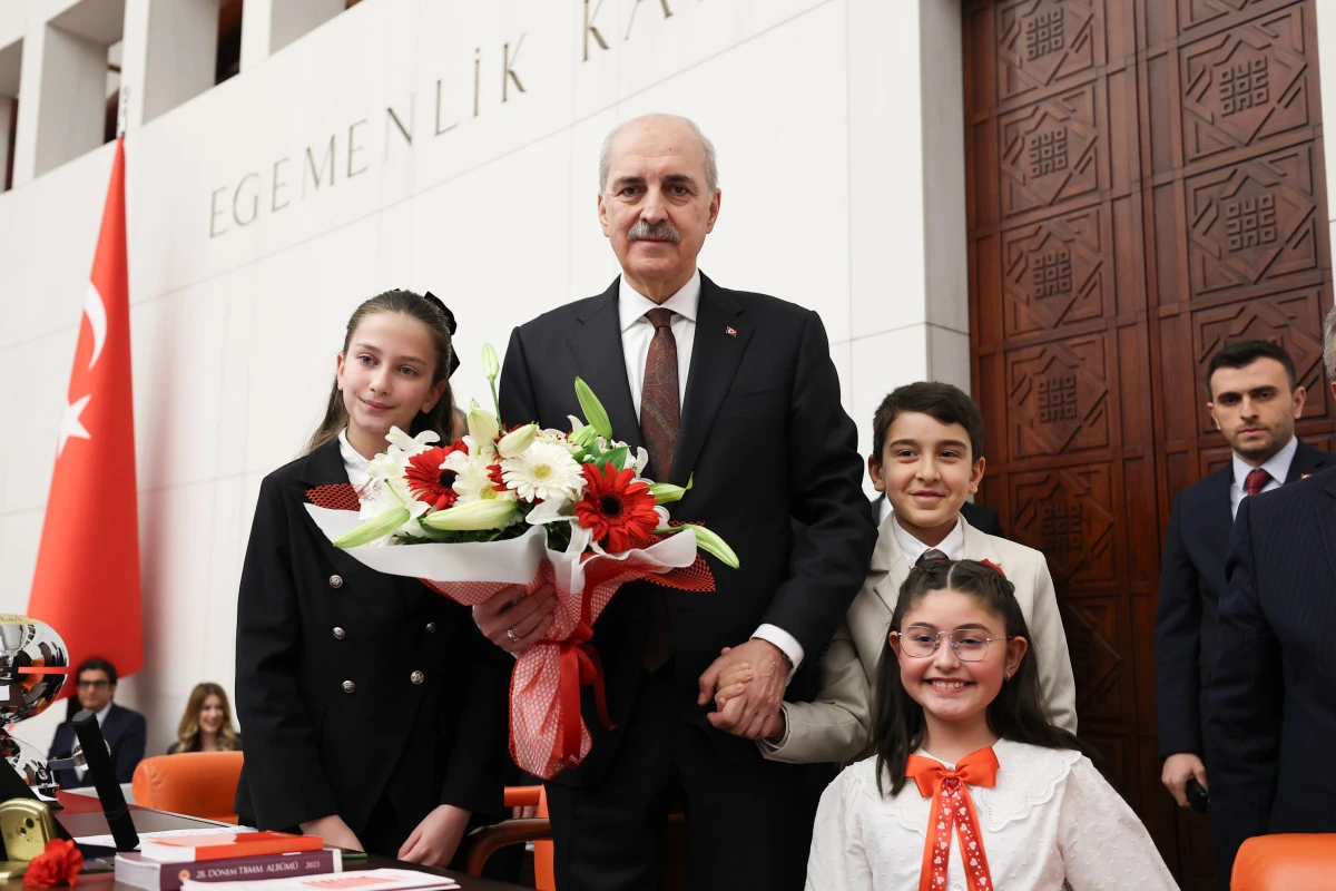 TBMM BAŞKANI KURTULMUŞ, TBMM &Ccedil;OCUK &Ouml;ZEL OTURUMUNDA KONUŞTU