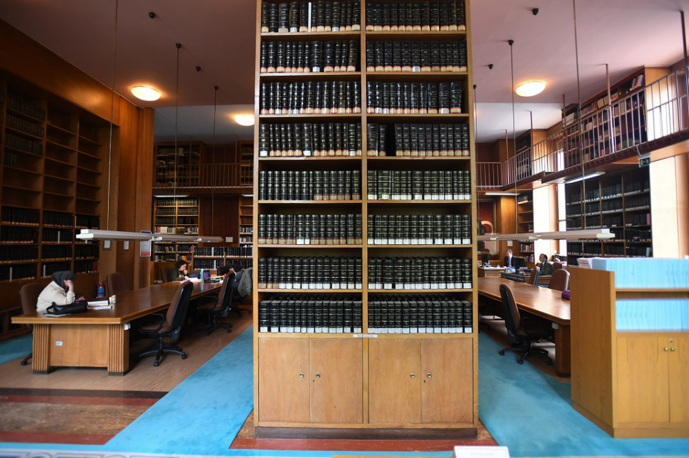 TBMM Kütüphanesi asırlık birikimiyle tarihe ışık tutuyor